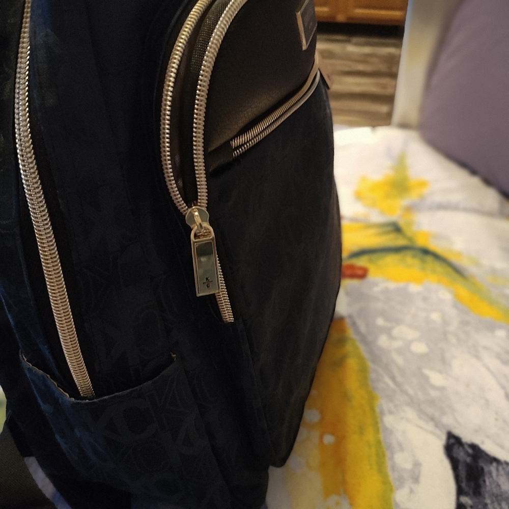 Kenneth Cole Backpack - image 3